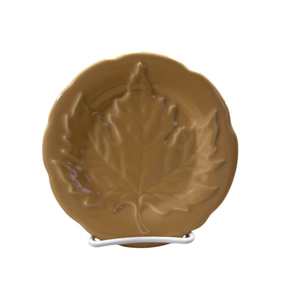 Longaberger Falling Leaves Pottery Plates Set of 4 Autumn Colors 6.75” Used - Picture 2 of 14